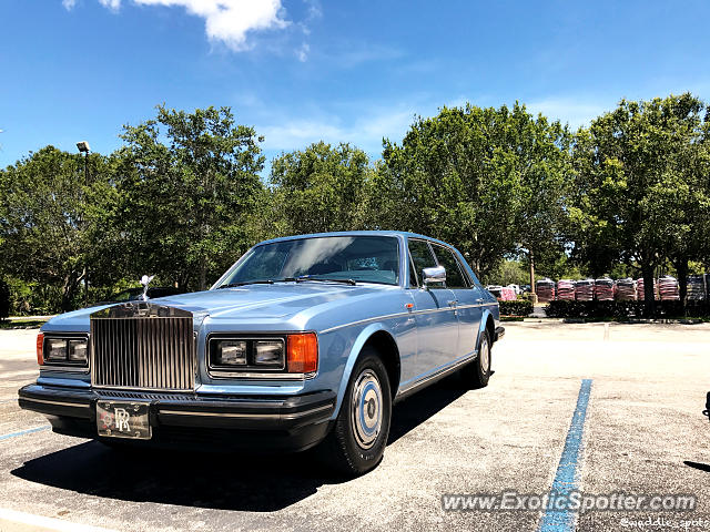 Rolls-Royce Silver Spur spotted in Stuart, Florida