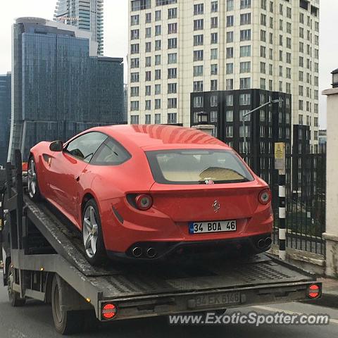 Ferrari FF spotted in Istanbul, Turkey