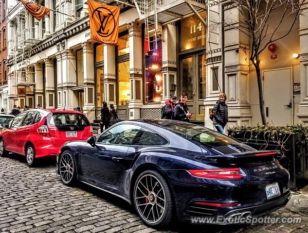 Porsche 911 Turbo spotted in Manhattan, New York