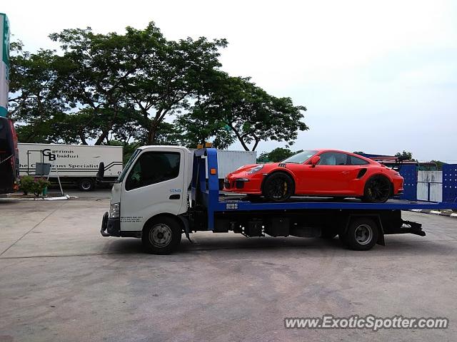 Porsche 911 GT3 spotted in Kuala lumpur, Malaysia