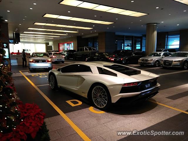 Lamborghini Aventador spotted in Kuala lumpur, Malaysia