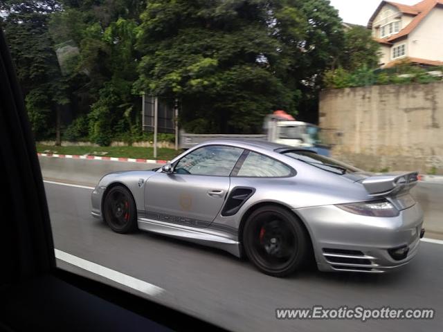 Porsche 911 GT2 spotted in Kuala lumpur, Malaysia