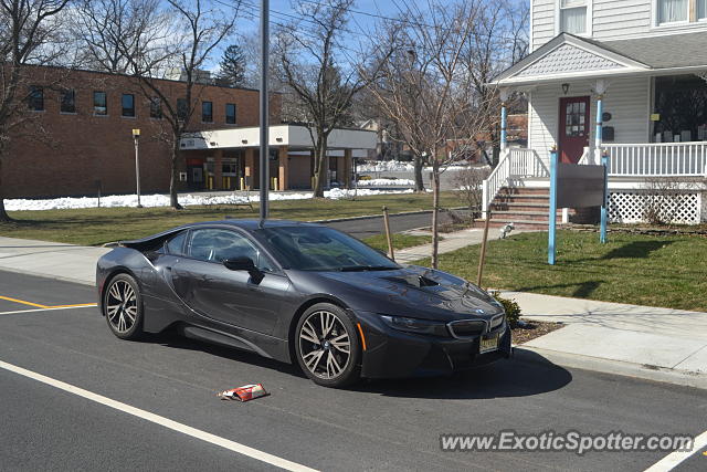 BMW I8 spotted in Millburn, New Jersey