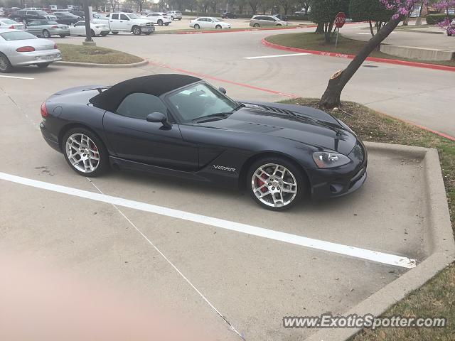 Dodge Viper spotted in Dallas, Texas