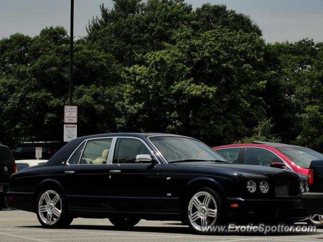 Bentley Arnage spotted in Cape cod, Massachusetts