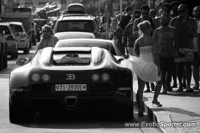 Bugatti Veyron spotted in Cannes, France