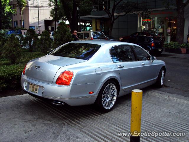 Bentley Continental spotted in Mexico city, Mexico