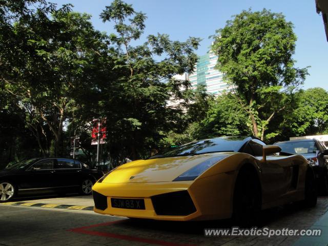 Lamborghini Gallardo spotted in Singapore, Singapore