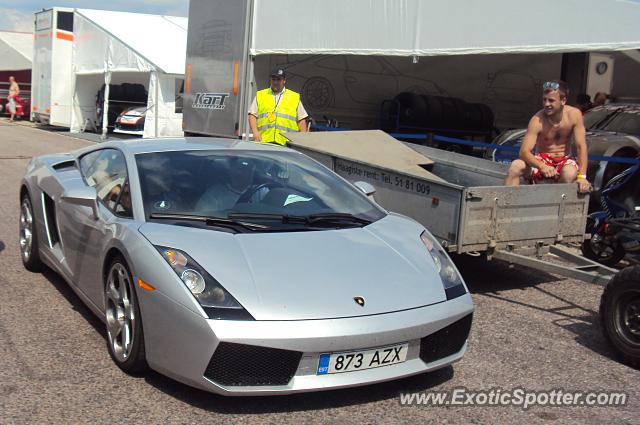 Lamborghini Gallardo spotted in PÃ¤rnu, Estonia