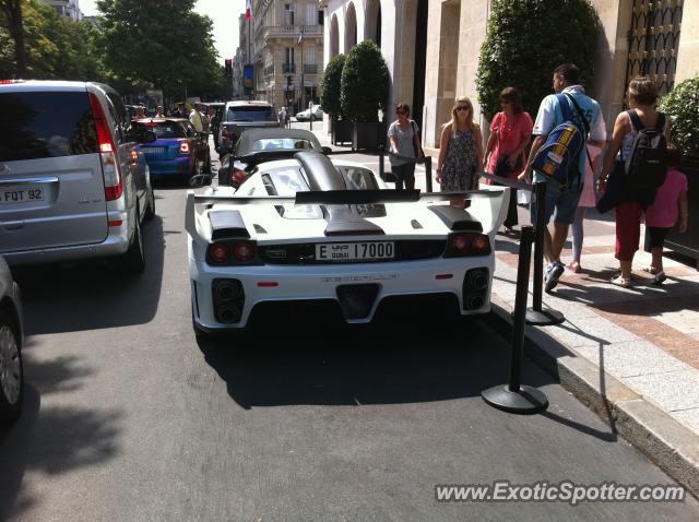 Ferrari Enzo spotted in Paris, France