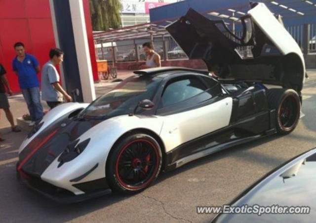 Pagani Zonda spotted in BEIJING, China