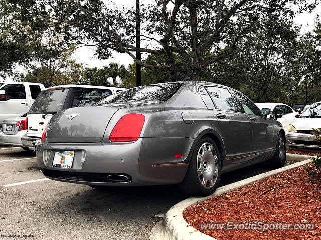 Bentley Flying Spur spotted in Jupiter, Florida