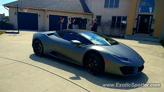 Lamborghini Huracan spotted in Zionsville, Indiana