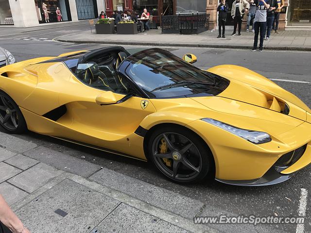 Ferrari LaFerrari spotted in London, United Kingdom