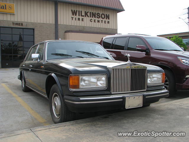 Rolls-Royce Silver Spur spotted in Tucker, Georgia