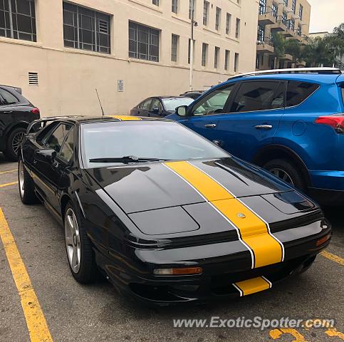 Lotus Esprit spotted in Long Beach, California