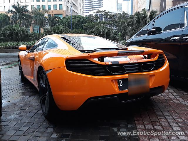 Mclaren MP4-12C spotted in Jakarta, Indonesia