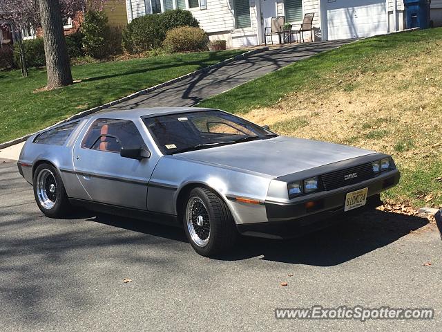 DeLorean DMC-12 spotted in Scotch Plains, New Jersey