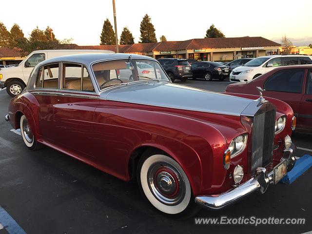 Rolls-Royce Silver Cloud spotted in Watsonville, California