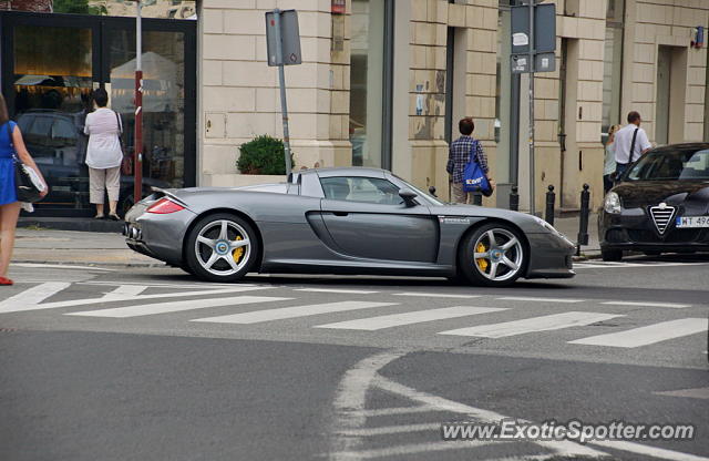 Porsche Carrera GT spotted in Warsaw, Poland