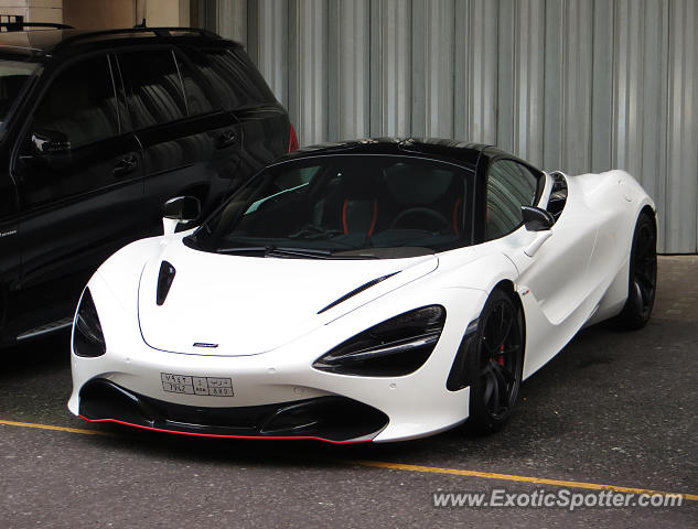 Mclaren 720S spotted in London, United Kingdom
