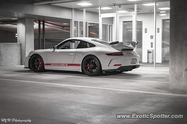 Porsche 911 GT3 spotted in Dallas, Texas