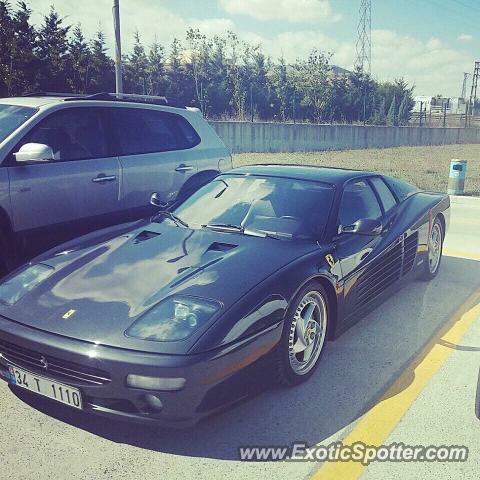 Ferrari Testarossa spotted in Istanbul, Turkey