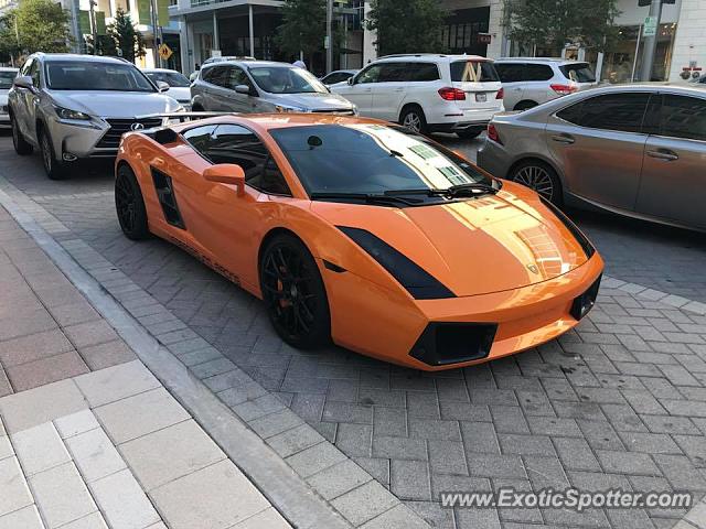 Lamborghini Gallardo spotted in Plano, Texas