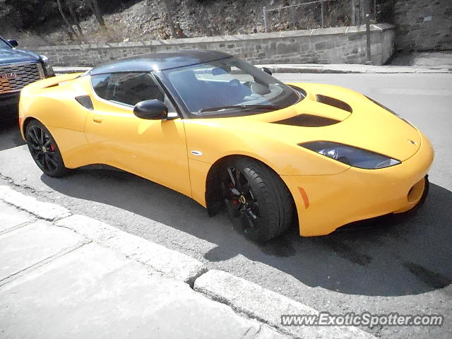 Lotus Evora spotted in Quebec City, Canada