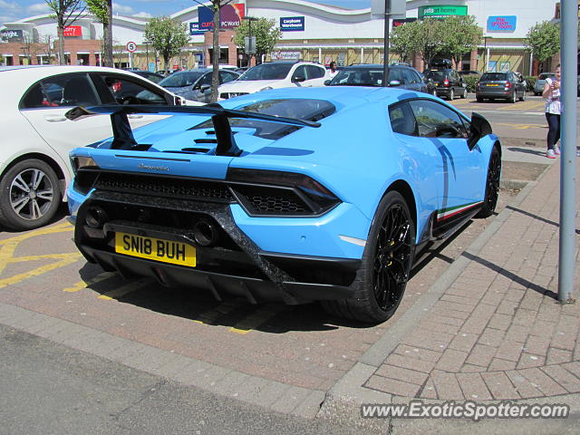 Lamborghini Huracan spotted in Hamilton, United Kingdom