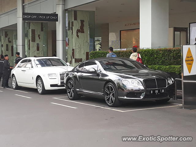 Bentley Continental spotted in Jakarta, Indonesia