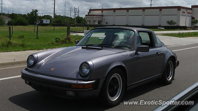 Porsche 911 Turbo spotted in Riverview, Florida