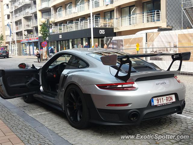 Porsche 911 GT2 spotted in Nieuwpoort, Belgium