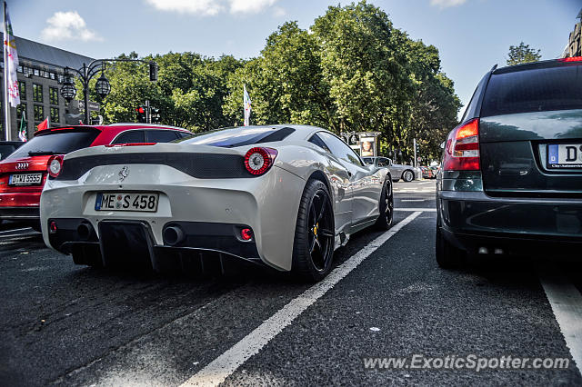 Ferrari 458 Italia spotted in Düsseldorf, Germany
