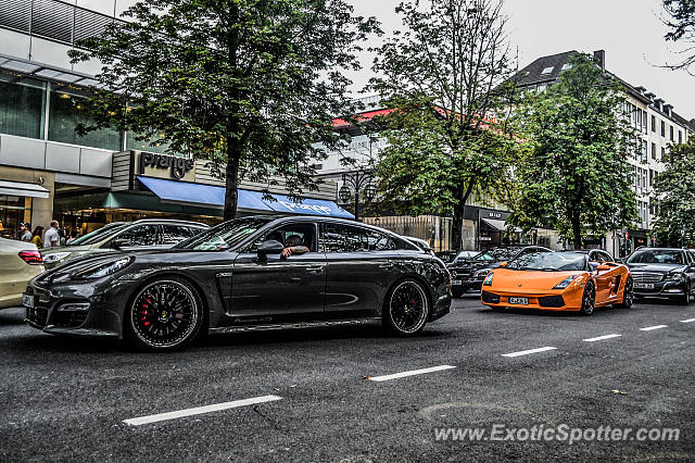 Lamborghini Gallardo spotted in Düsseldorf, Germany