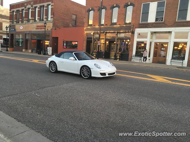 Porsche 911 spotted in Stillwater, Minnesota