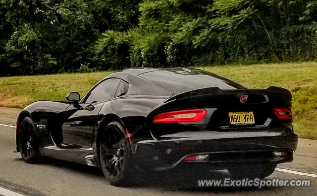Dodge Viper spotted in Bernardsville, New Jersey