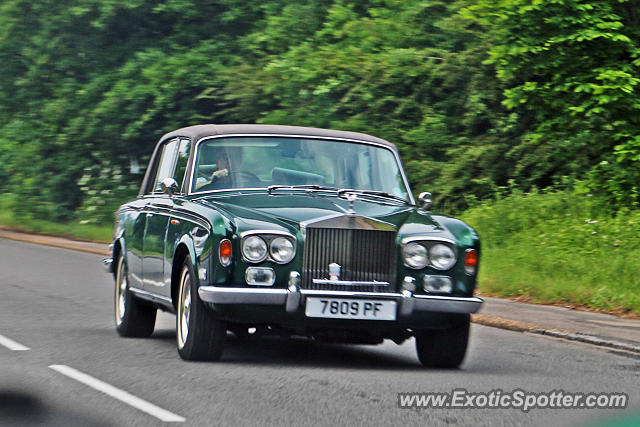 Rolls-Royce Silver Shadow spotted in Esher, United Kingdom