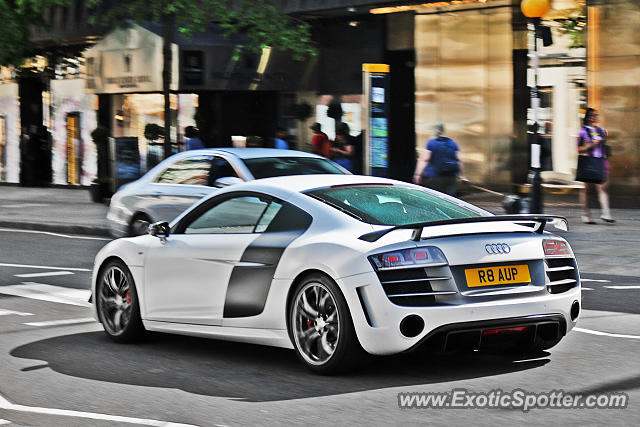 Audi R8 spotted in London, United Kingdom