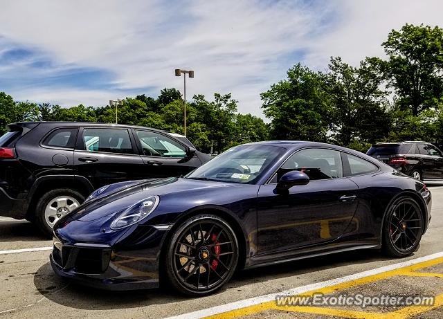 Porsche 911 GT3 spotted in Short Hills, New Jersey