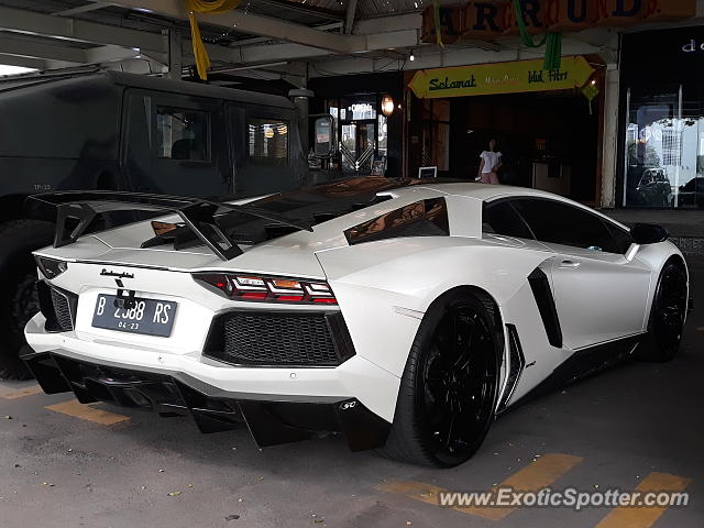 Lamborghini Aventador spotted in Jakarta, Indonesia