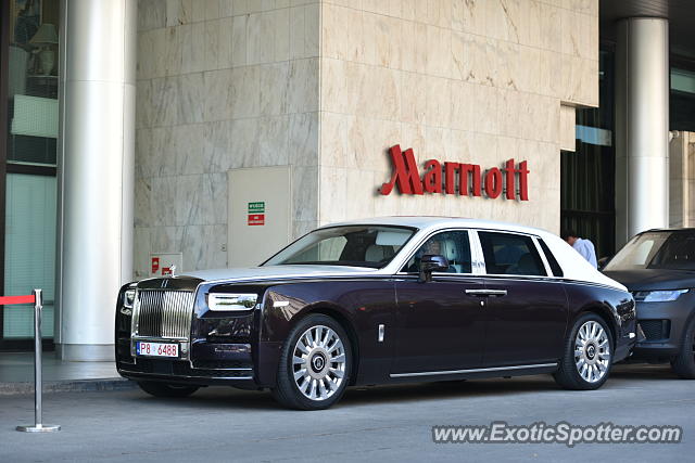 Rolls-Royce Phantom spotted in Warsaw, Poland