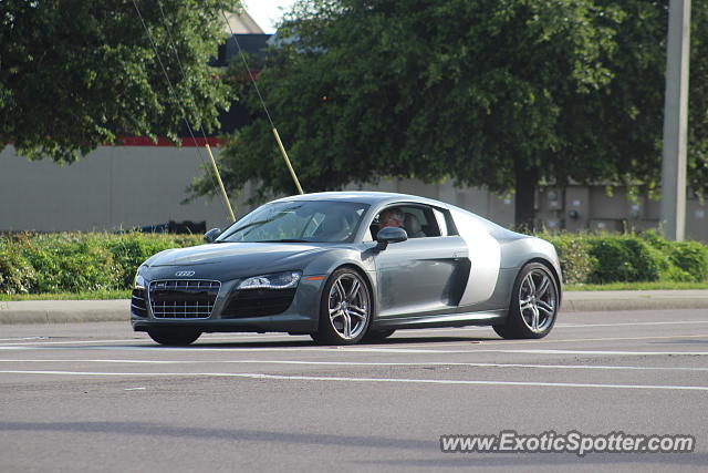 Audi R8 spotted in Riverview, Florida
