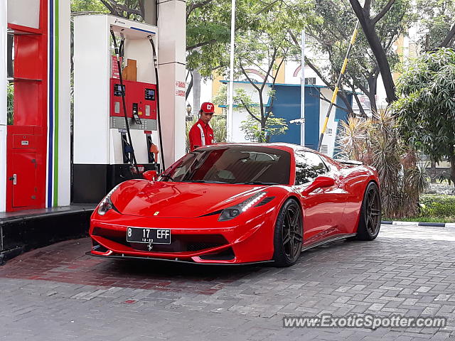 Ferrari 458 Italia spotted in Jakarta, Indonesia