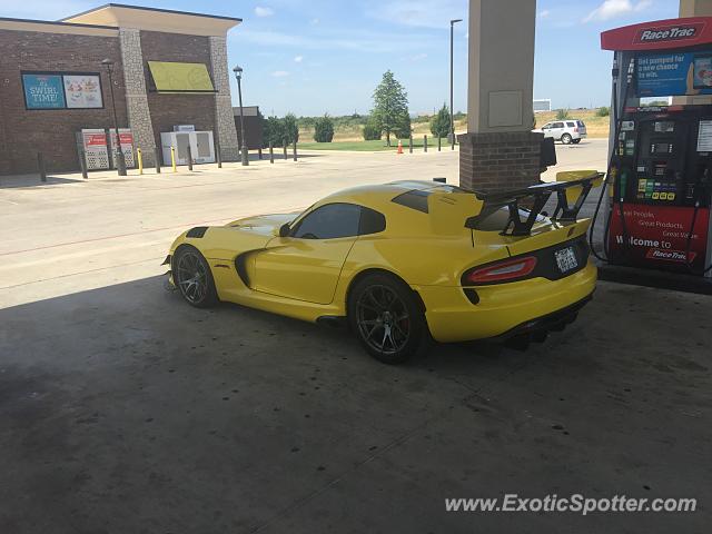 Dodge Viper spotted in Dallas, Texas