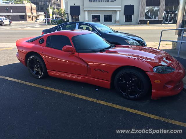 Dodge Viper spotted in Rockville Center, New York