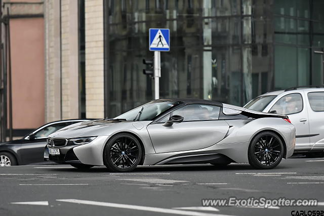BMW I8 spotted in Warsaw, Poland
