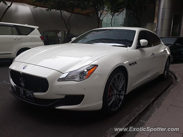 Maserati Quattroporte spotted in Jakarta, Indonesia
