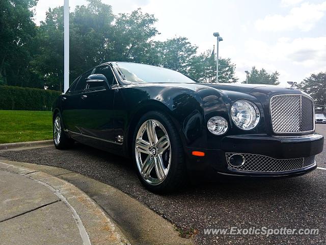Bentley Mulsanne spotted in Wayzata, Minnesota