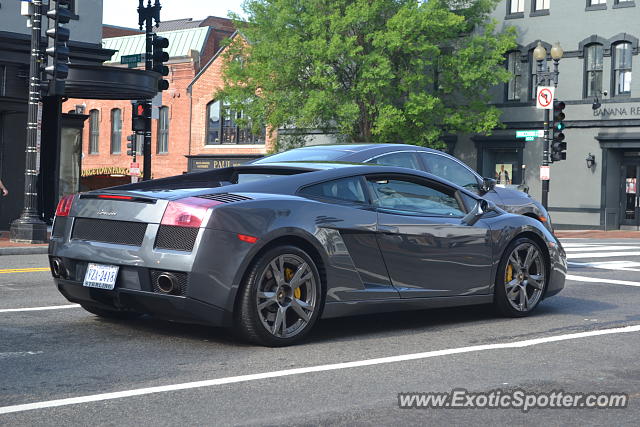 Lamborghini Gallardo spotted in Washington DC, Virginia